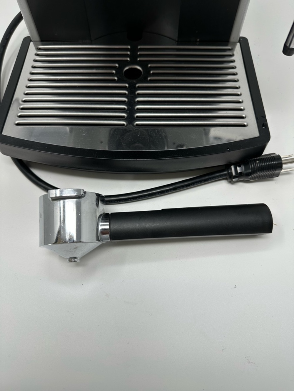 NESPRESSO D300 Machine - Picture 7 of 11